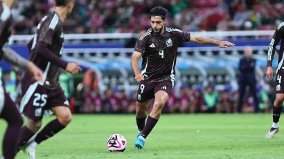 Raul Jimenez had a goal and an assist in this friendly against the United States.