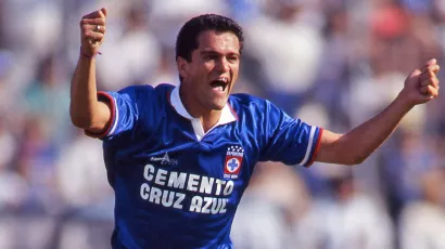 5. Carlos Hermosillo, 25 goals | With America, Cruz Azul and Necaxa