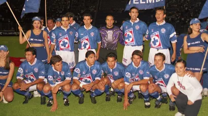 Winter 1999, semi-finals: Cruz Azul advance (they drew the first leg and won the second leg).