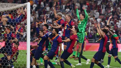 Celebration at the destination. With this win, Barcelona moved up to the top spot