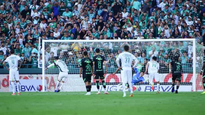 The Colombian player took the penalty in the 50' and gave his team the win.