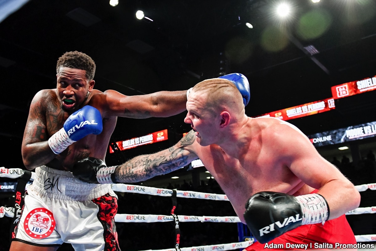 Image: Videos: Brandon Moore vs Syslar Lacy - mantissa sulbable ever see!